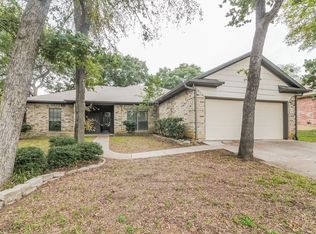 6610 Saddle Ridge Rd, Arlington, TX 76016