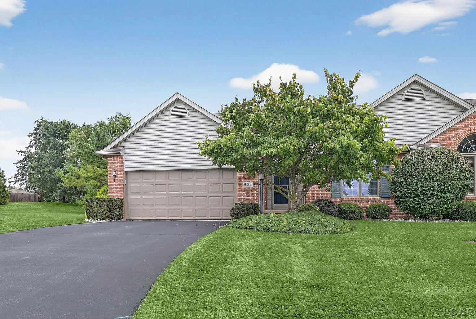 664 Koreys Cir photo 1