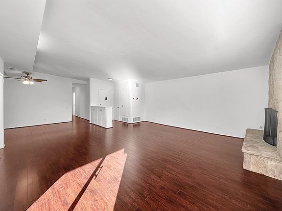 5th image of 1115 Princeton St APT D