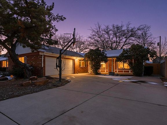 2nd image of 6912 Shoshone Rd NE