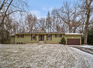 43W921 Old Midlothian Rd, Elburn, IL 60119