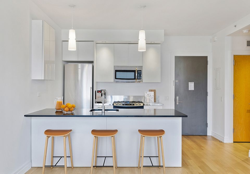 1st image of 550 W 54th St #1150
