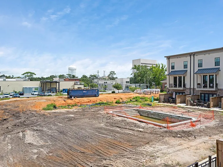 314 W Romana St — Photo 26