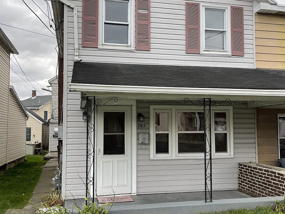 145 Spring St