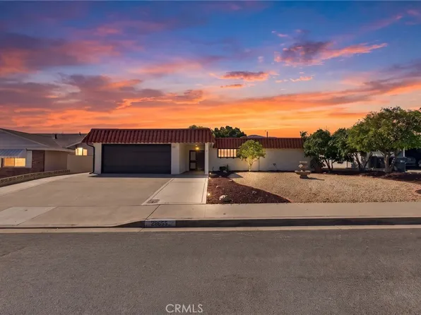 28655 Portsmouth Dr, Sun City, CA 92586