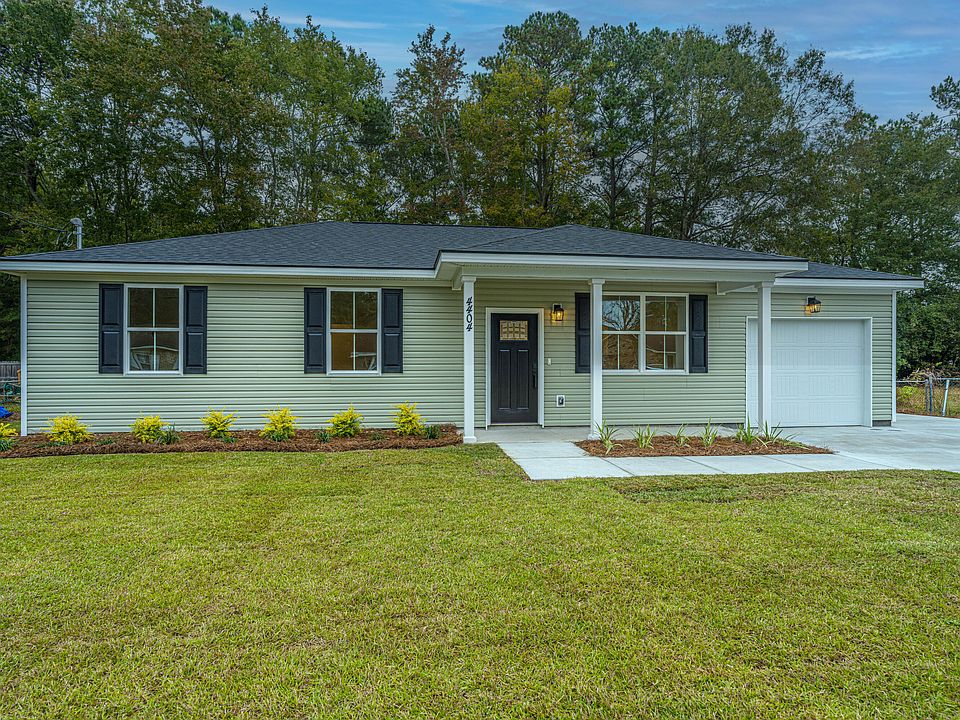 1st image of 4404 Clovewood St