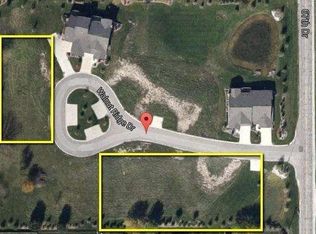 105 Walnut Ridge Dr, Union Grove, WI 53182