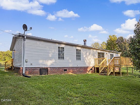 3rd image of 479 Fowler Rd
