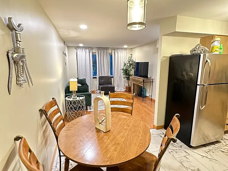5801 Sunshine Dr #203 — Photo 4