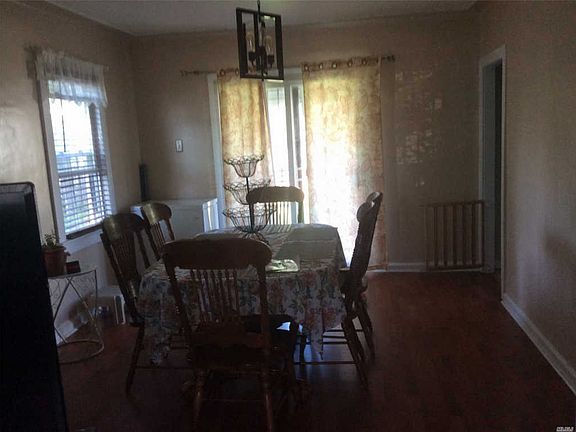 2nd image of 11020 215th St