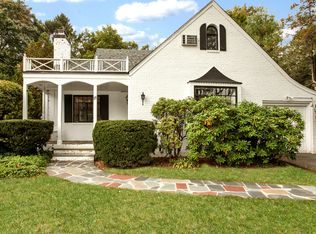 18 Argyle Rd, Scarsdale, NY 10583