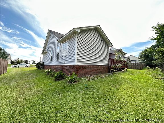 2nd image of 530 Sunpointe Dr