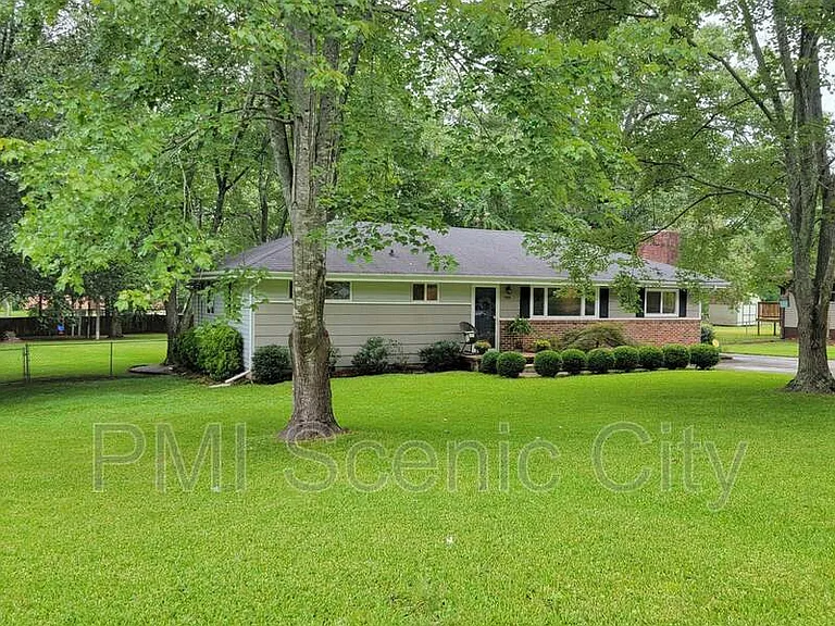 709 James Ave — Photo 23