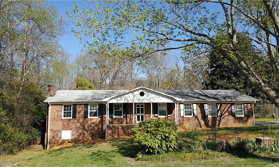 1st image of 3842 Fox Meadow Rd