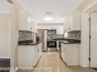 905 Santa Barbara Rd, Orlando, FL 32808