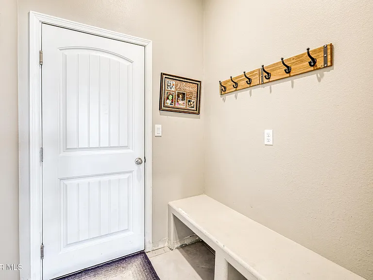 2375 Enchanted Peaks Ln — Photo 33