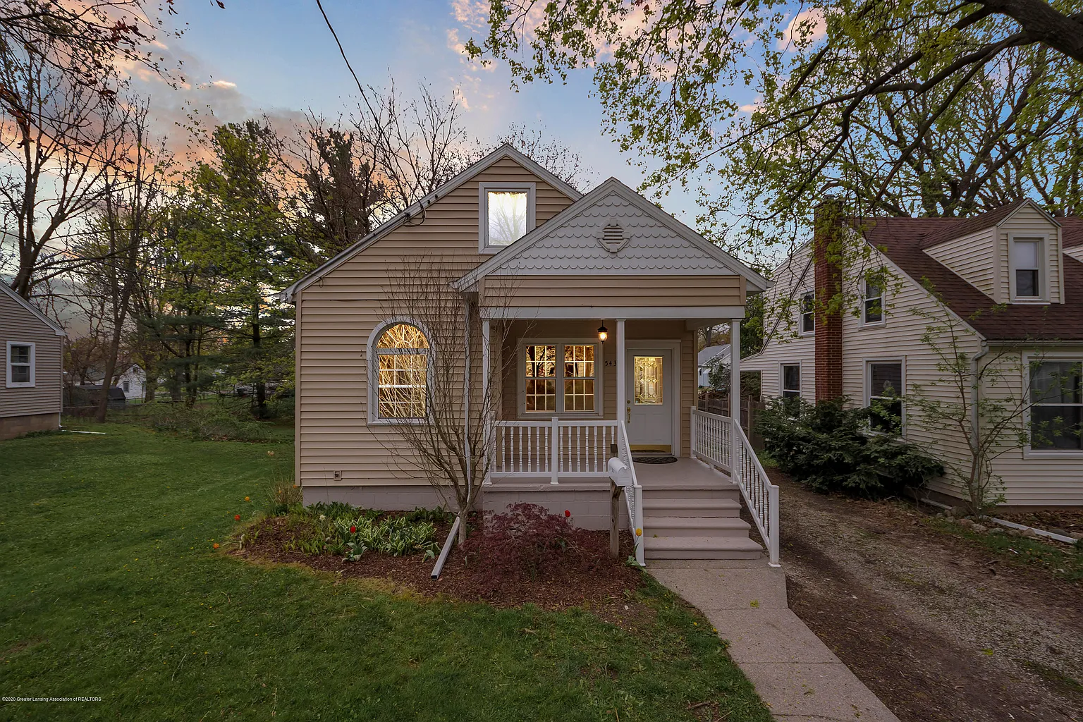 543 Emily Ave photo 1