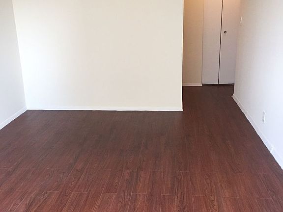 5th image of 11818 Union Tpke APT 6H