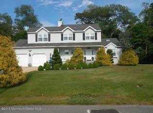 77 Morris Blvd, Bayville, NJ 08721