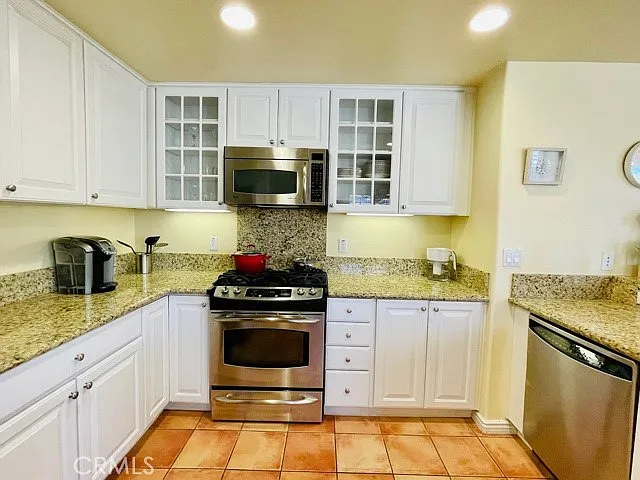 45245 Seeley Dr #17G — Photo 14