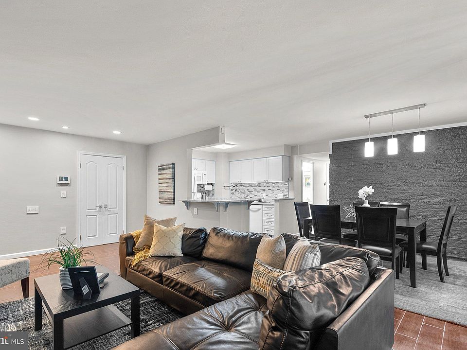 1st image of 16 S Van Dorn St APT 103
