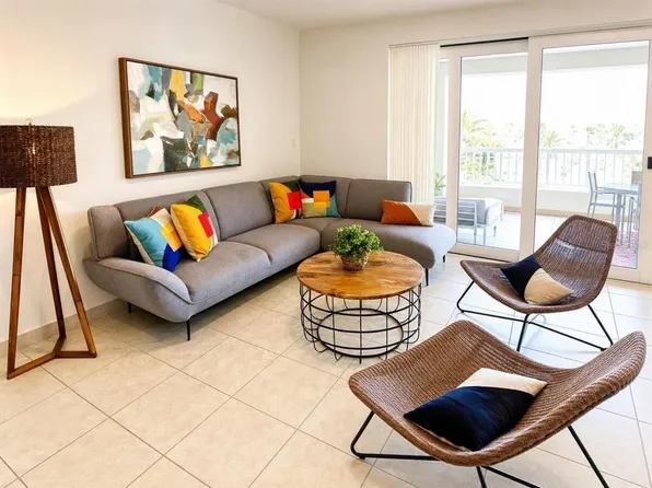 100 Ocean Dr #131, Humacao, PR 00791