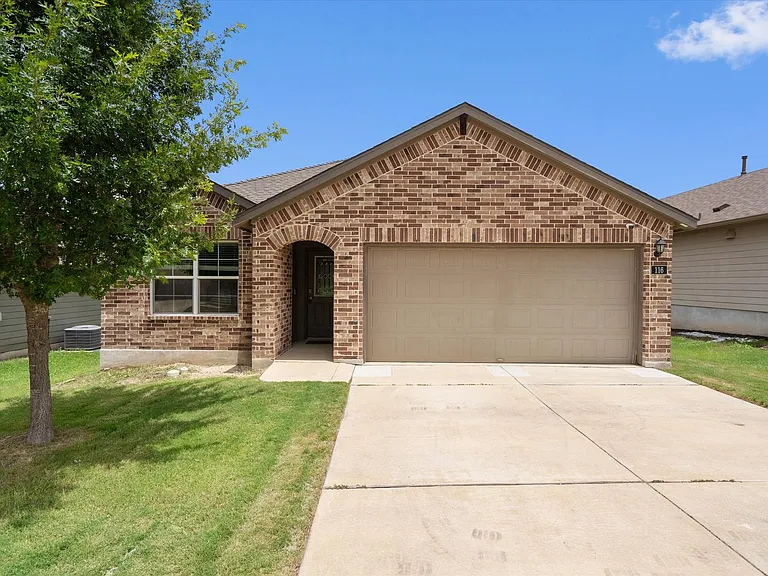 116 Miles Dr — Photo 1