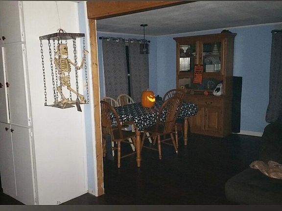 3rd image of 15015 Cardinal St #204