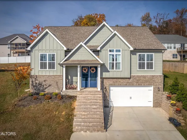 8121 Chapel Hill Ln, Knoxville, TN 37938