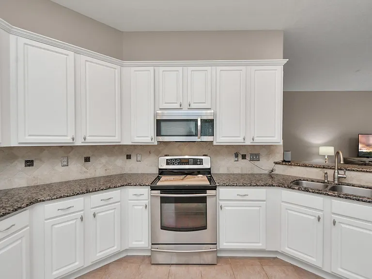 23939 River Place Dr — Photo 16