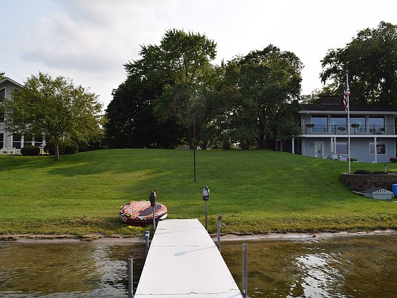 2nd image of 40234 91st St.