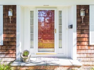 53 Blue Point Ave, Blue Point, NY 11715