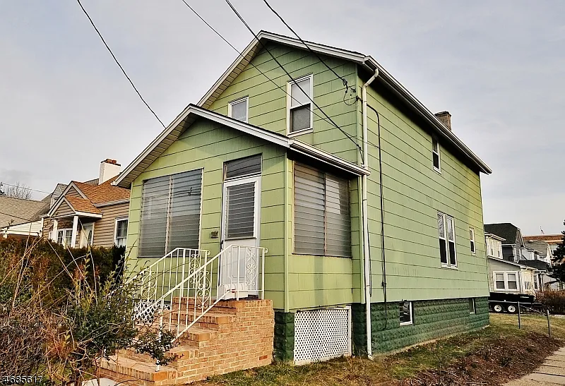 517 Knopf St photo 1