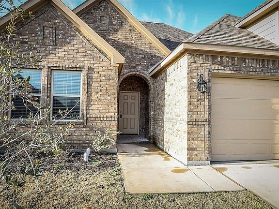 2nd image of 105 Breeders Dr