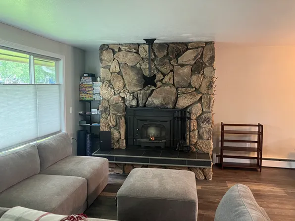 5200 Sharon St #2, Anchorage, AK 99508