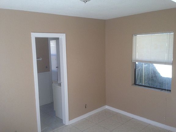 5th image of 3443 11th Ave N