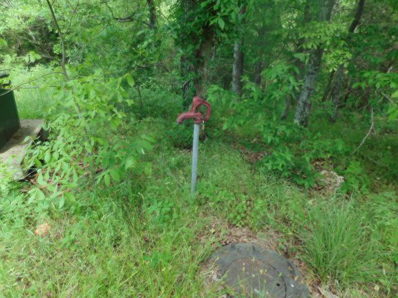4th image of 140 Deer Trl