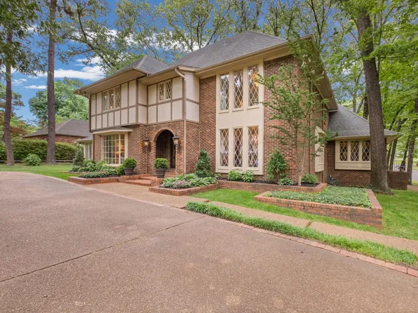 2300 Forest Grove Cv, Memphis, TN 38119
