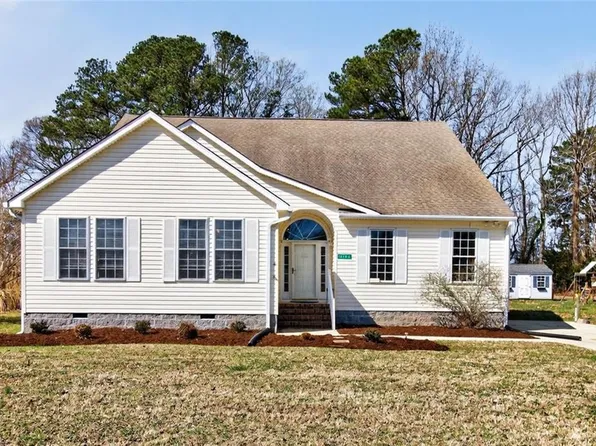 10142 Bolling Blvd, Carrollton, VA 23314