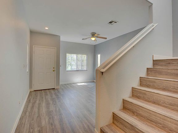 3rd image of 11072 Arcadia Sunrise Dr