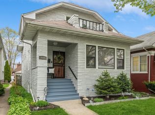 918 N Humphrey Ave, Oak Park, IL