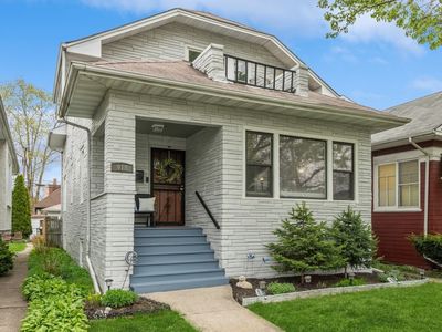 918 N Humphrey Ave, Oak Park, IL, 60302