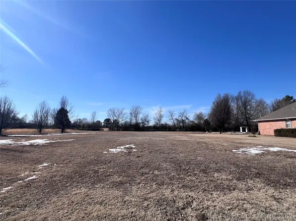 1709 Crestview Ave, Muskogee, OK 74401