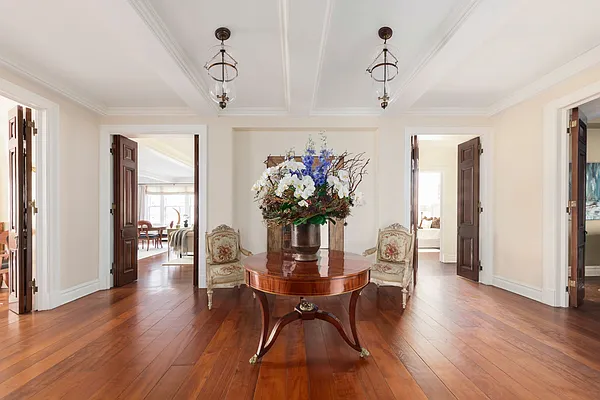 Sold by Stribling | media 12