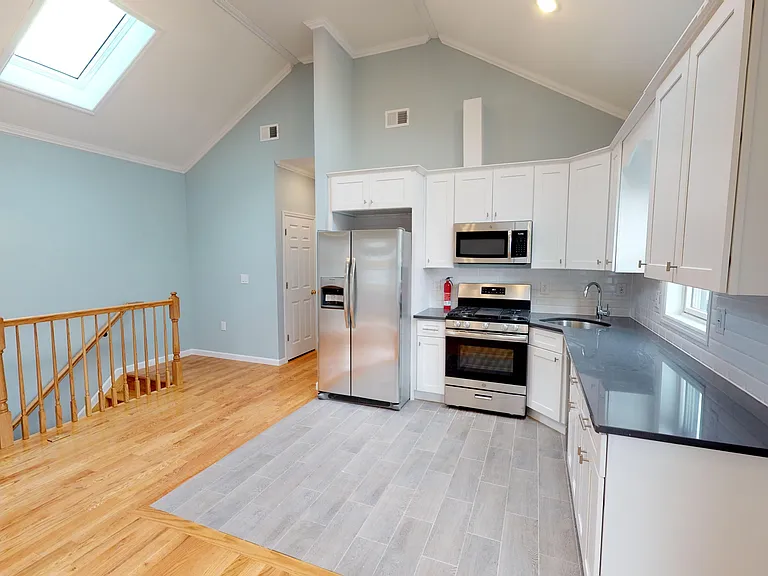 336 Forrest St #2 — Photo 23
