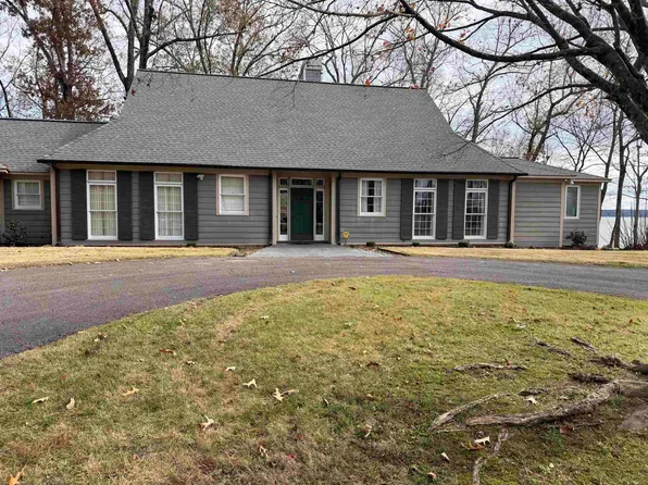 1055 Turtle Cove Rd, Killen, AL 35645