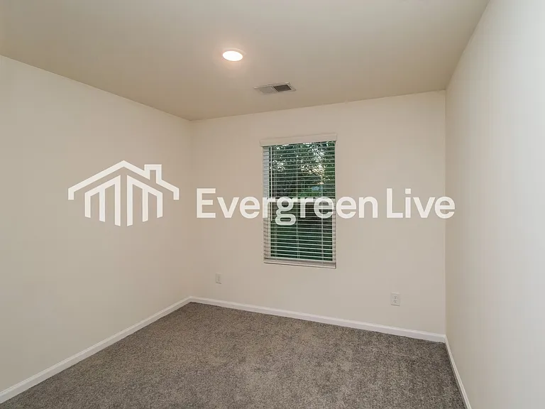 317 Wilson St — Photo 12