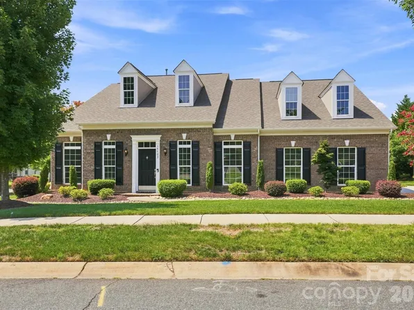 14703 Long Iron Dr, Huntersville, NC 28078