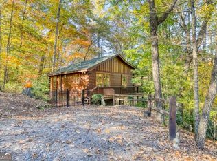 252 Granny Branch Dr, Blue Ridge, GA 30513