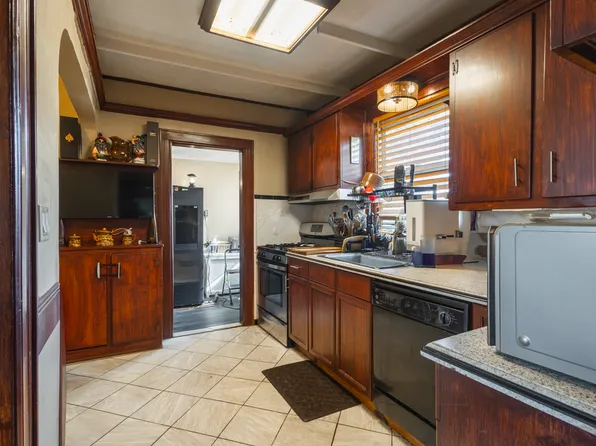 135-01 232nd Street image 15 of 23